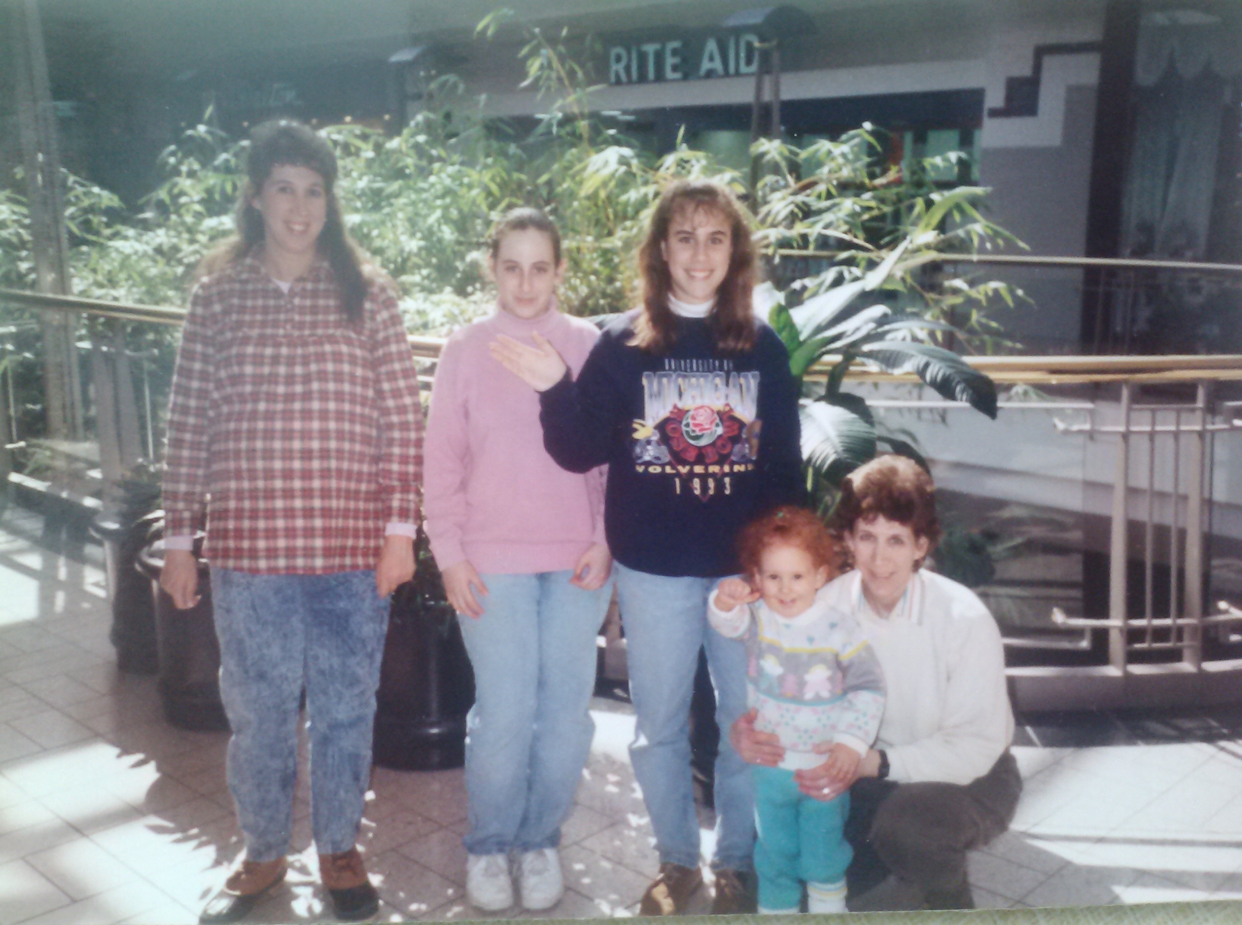 Look at this AWESOME picture I found of my Mother, Sister, Aunt, Cousins, and ME before I was ME aka ME in the WOMB!